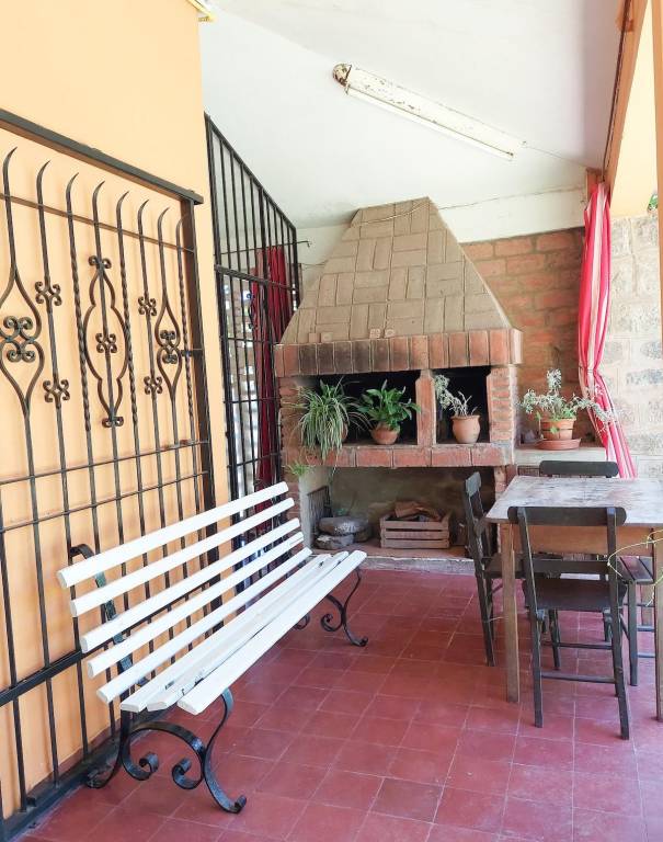 Vacation home with pool & grill | Good for workation | Pet-friendly — photo 4