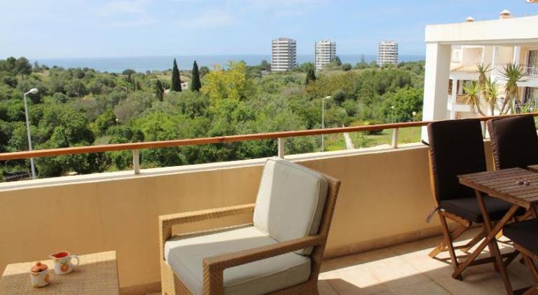 Holiday apartment with terrace & grill — photo 3