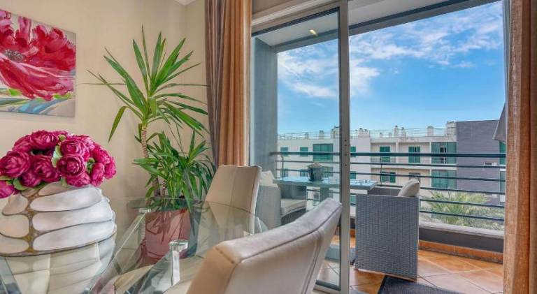 Holiday apartment with garden | Next to Doca do Cavacas — photo 3