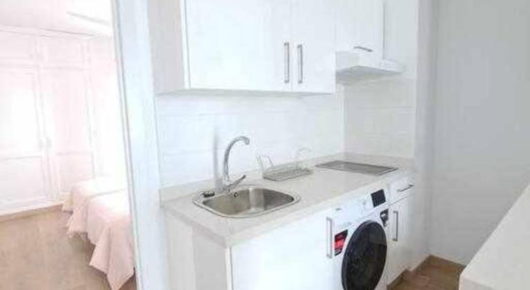Serviced apartment with patio, pool & garden — photo 5