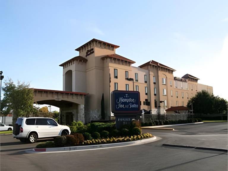 Hampton Inn & Suites San Marcos in San Marcos, TX