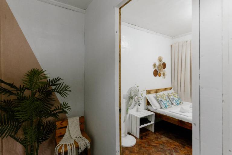 Bungalow | Suitable for remote work | Pet-friendly — photo 2