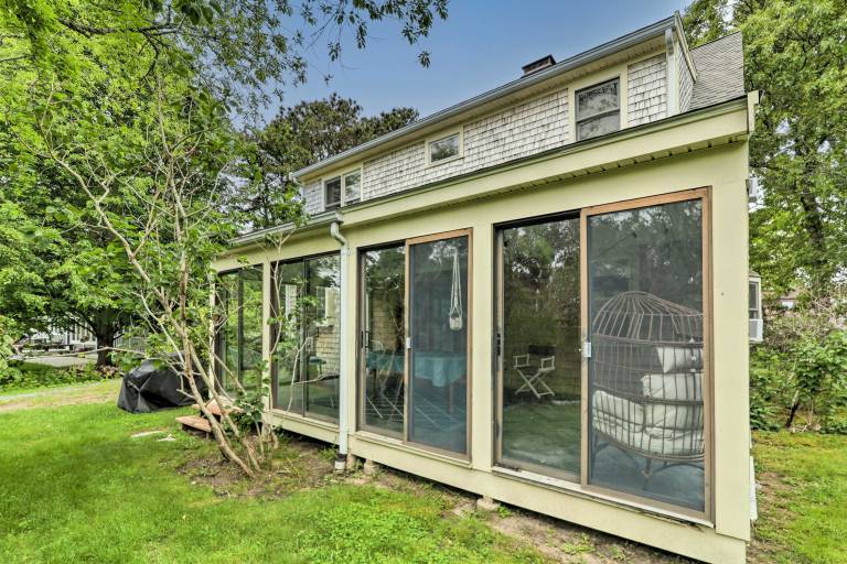 Walk to Main Street: Cottage w/ Sunroom in Hyannis — photo 2