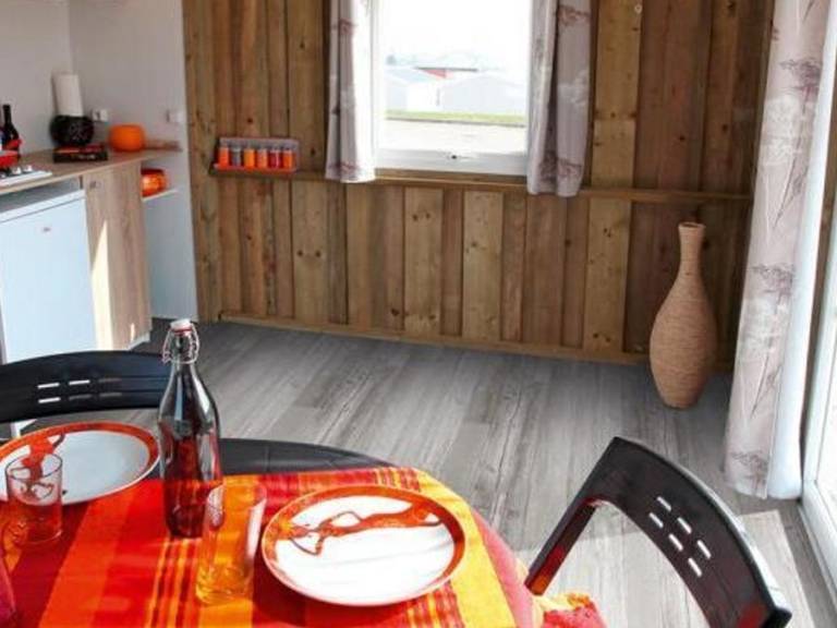 Chalet with heated pool — photo 5
