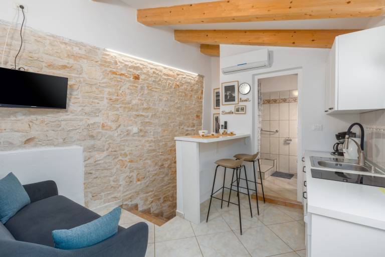 Studio flat with balcony Rovinjsko Selo, Rovinj (AS-14514-a) — photo 2