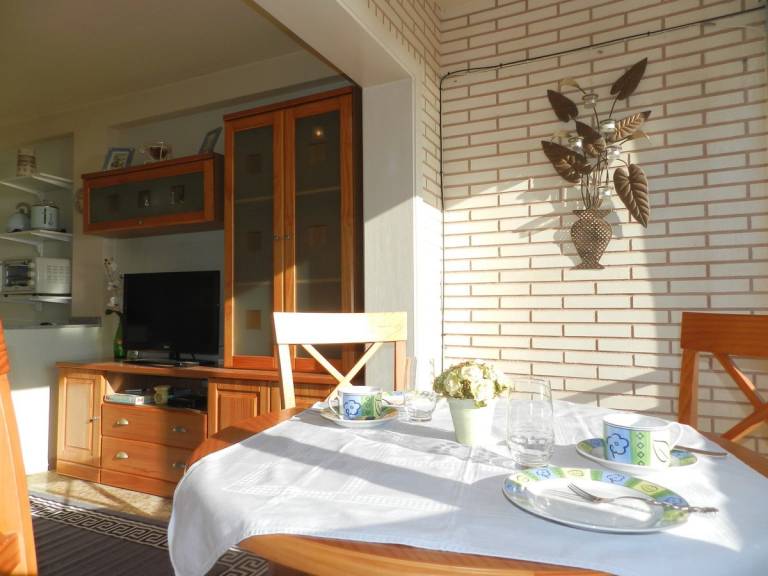Holiday apartment with patio — photo 5