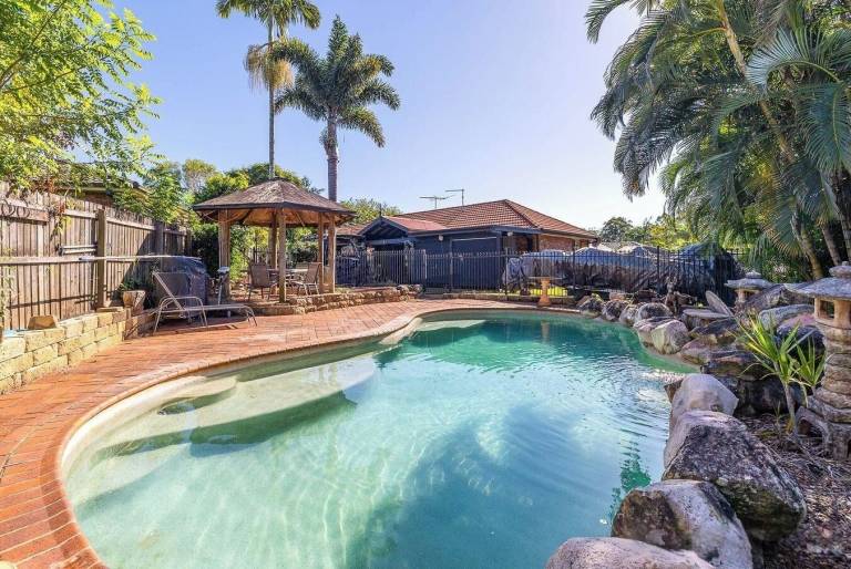 House Russell Island