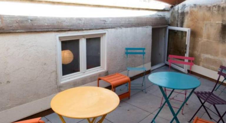 Pleasant house with patio | Pet-friendly in Arles