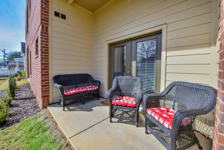 Child-friendly wonderful condo with garden | City view | Pets allowed — photo 2