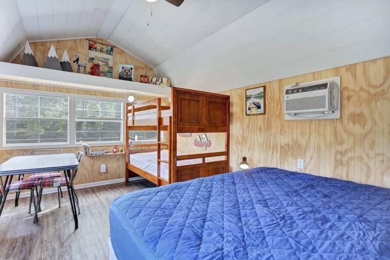 Cabin Easley