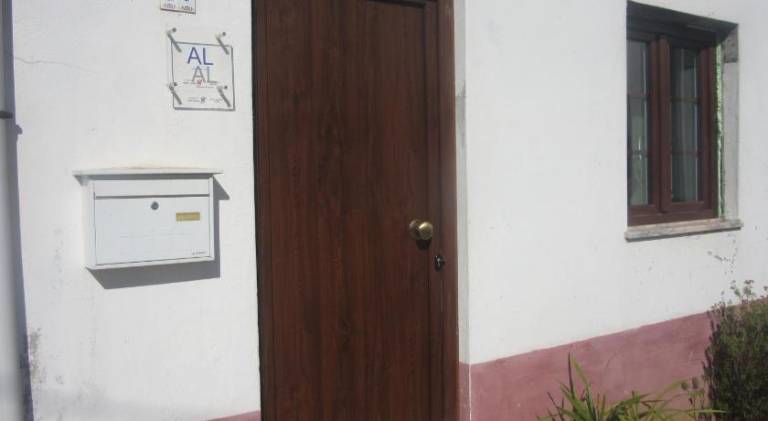 House with 1 room for 3 persons in Coimbra