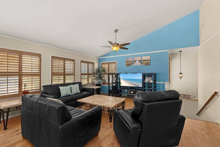 Family-oriented nice house with patio & garden | Next to the beach | Pet-friendly — photo 4