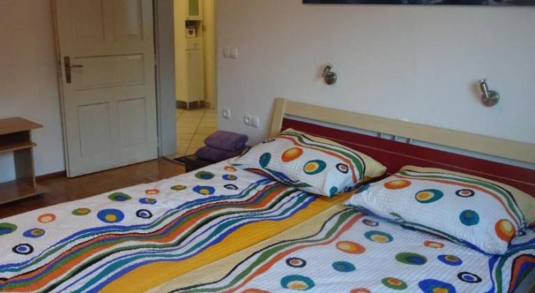 Apartment with 2 rooms for 5 persons — photo 2
