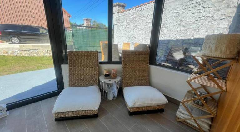 House with hot tub | Pets allowed — photo 5