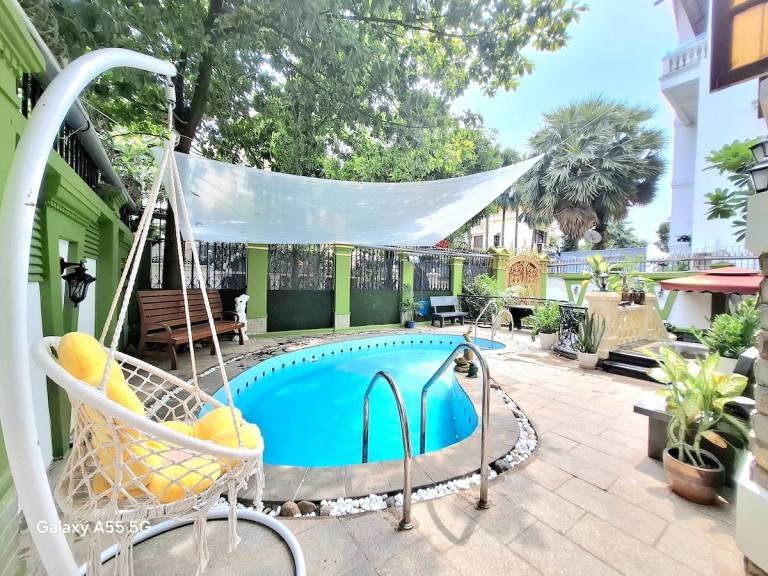 House with hot tub, pool & yard | Water view | Suitable for remote work | Pets are welcome in Ho Chi Minh City
