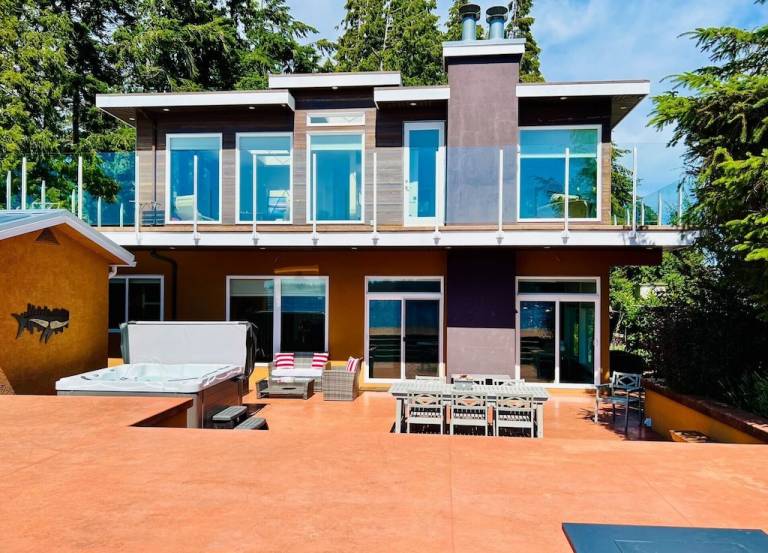 Villa Sooke