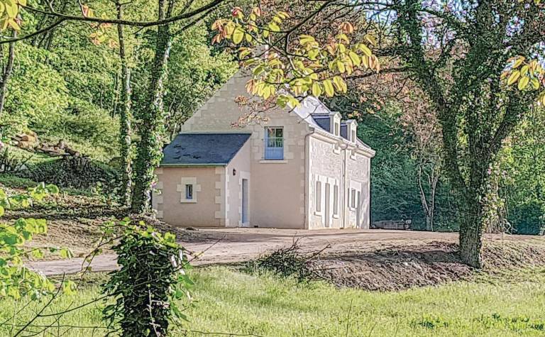 House  Avon-les-Roches