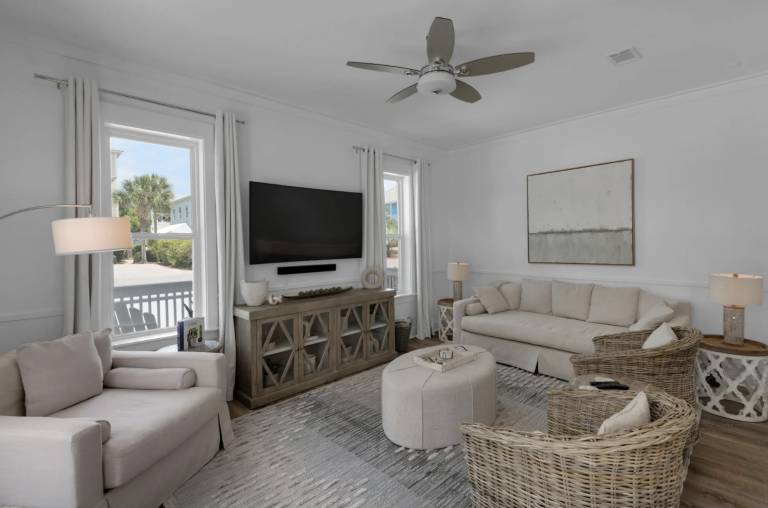 Book Me Baby! Hattie's Hideaway~Heart of Seagrove~Pool~Golf Cart~Pets~Bikes — photo 4