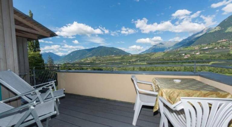 Rental apartment with 2 rooms for 5 persons — photo 4