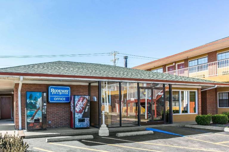 Rodeway Inn & Suites Smyrna - Nashville Area in Smyrna, TN