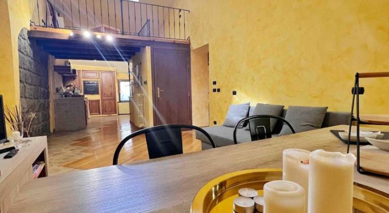 Apartment with jacuzzi — photo 3