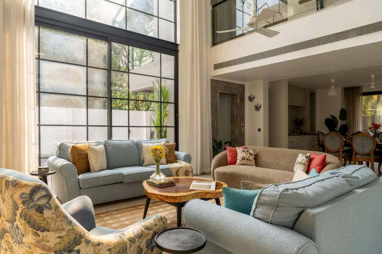 Fully equipped villa with yard, terrace & private pool | Perfect for remote work | Pets are welcome — photo 2