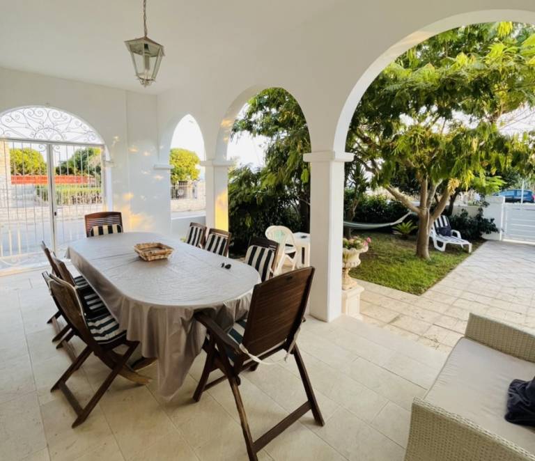 Family-friendly ample villa with garden & grill | Garden view | Pets are welcome — photo 5