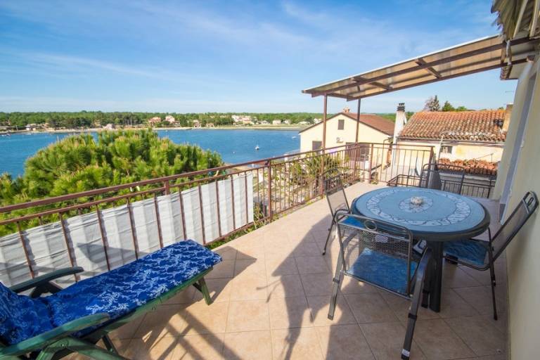 Lovely rental apartment with BBQ & patio | Sea view | Next to the beach | Pets allowed — photo 4