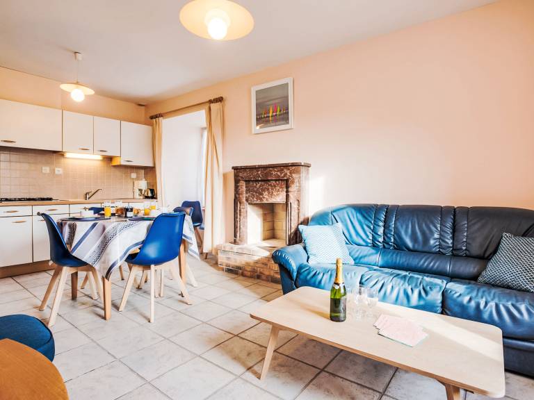 Wonderful rental apartment with patio | Close to the beach | Pet-friendly — photo 4