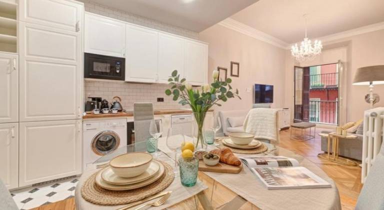 Rental apartment with 2 rooms for 8 persons in Pamplona