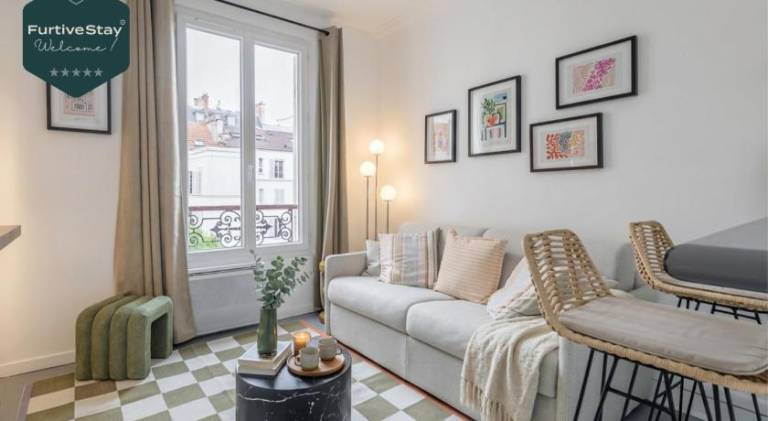 Apartment with 1 room for 4 persons in Clichy