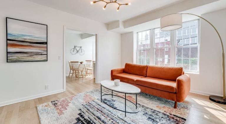 Holiday apartment with yard — photo 3