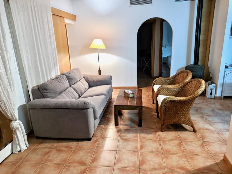 Villa with yard & private pool | Dogs allowed — photo 5