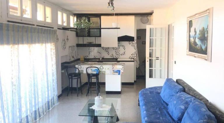 Holiday apartment with patio | Close to the beach | Suitable for remote work | Pet-friendly in Lavagna