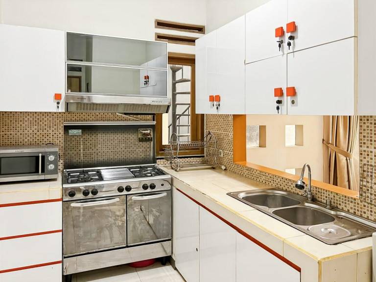 Large Villa 3BR Dago Bandung by 2ndHome — photo 4