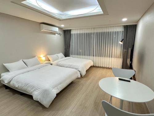 BOBO HOUSE in Hongdae & 225;& 132;& 135;& 225;& 133;& 169;& 225;& 132;& 135;& 225;& 133;& 169; & 225;& 132;& 146;& 225;& 133;& 161;& 225;& 132;& 139;& 225;& 133;& 174;& 225;& 132;& 137;& 225;& 133;& 179;