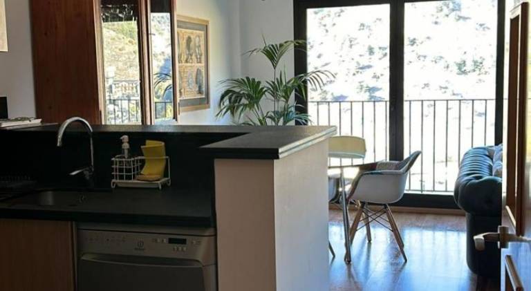 Rental apartment with 2 rooms for 4 persons — photo 5