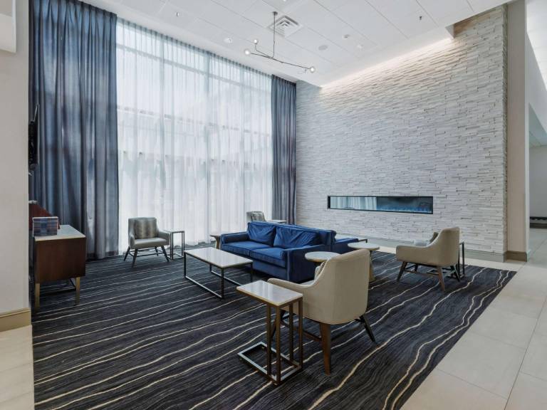 DoubleTree by Hilton Charlottesville — photo 4
