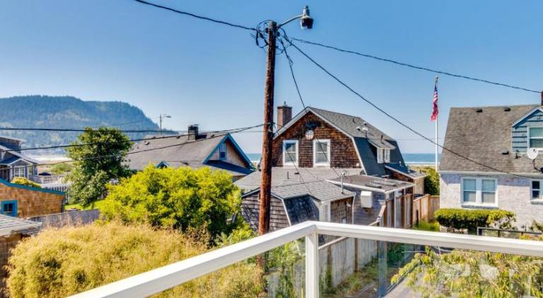 Vacation home | Beach nearby | Pet-friendly in Seaside, OR
