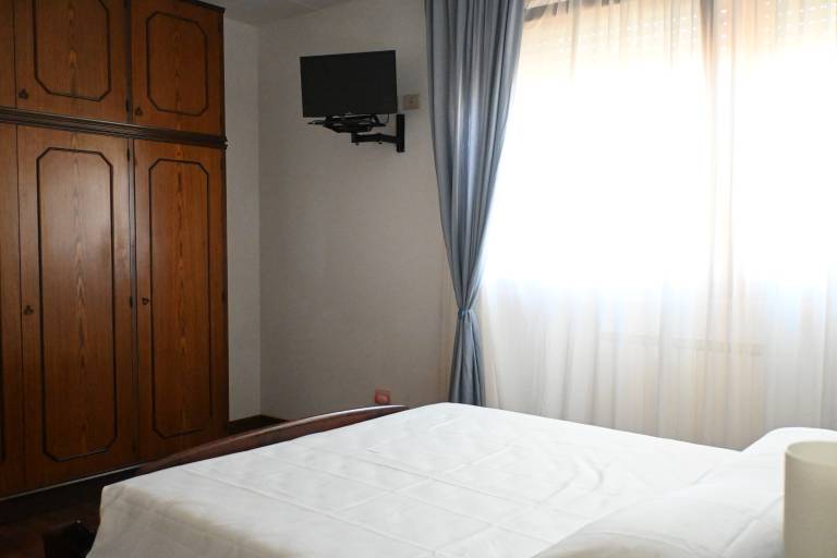 Children-friendly rental apartment with patio | City view | Beach nearby | Pets are welcome — photo 4