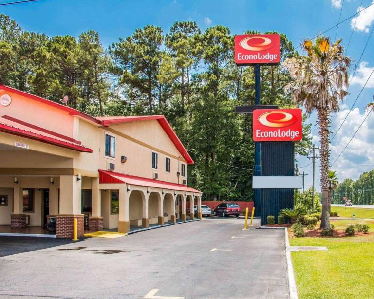 Econo Lodge Richmond Hill in Richmond Hill, GA