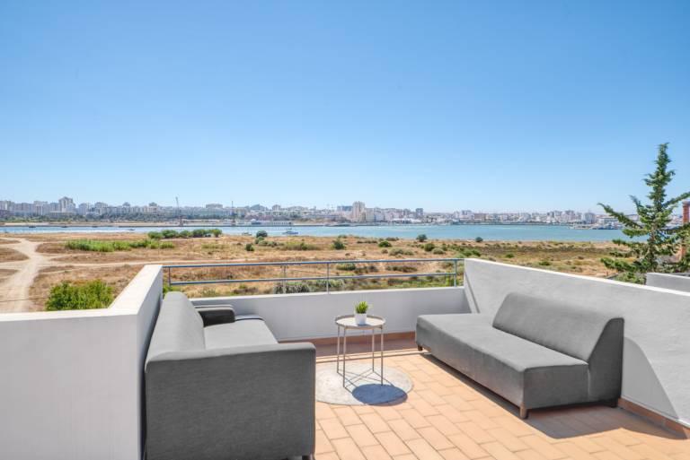 Ferienhaus in Ferragudo f&uuml;r max. 8 Personen am Atlantik