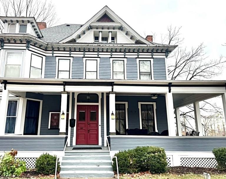 House  Red Wing