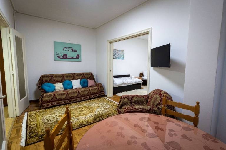 Holiday apartment with jacuzzi | Close to Temple of Hephaestus — photo 4
