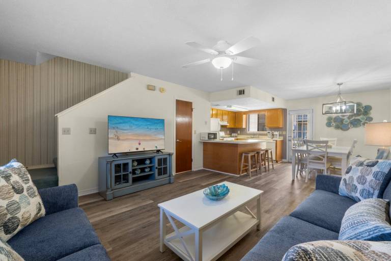 Family-oriented house with grill, hot tub & heated pool | Garden view | Next to the beach | Pets allowed — photo 3