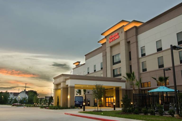 Hampton Inn & Suites by Hilton Houston North IAH