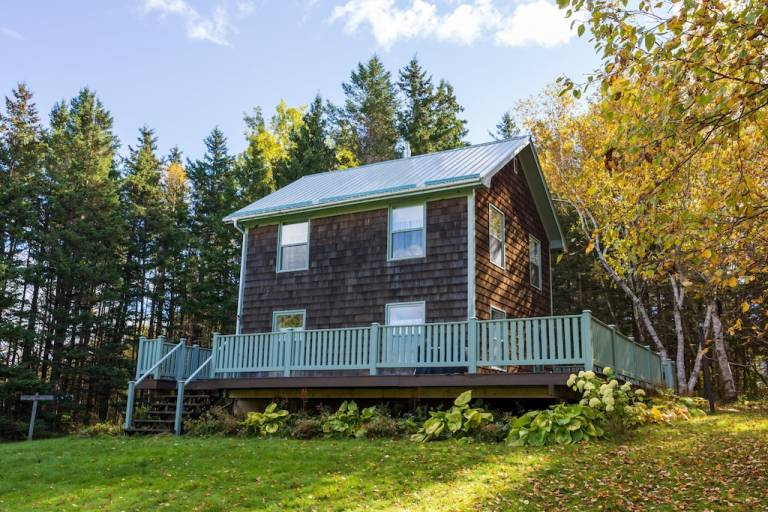 Cottage Montague