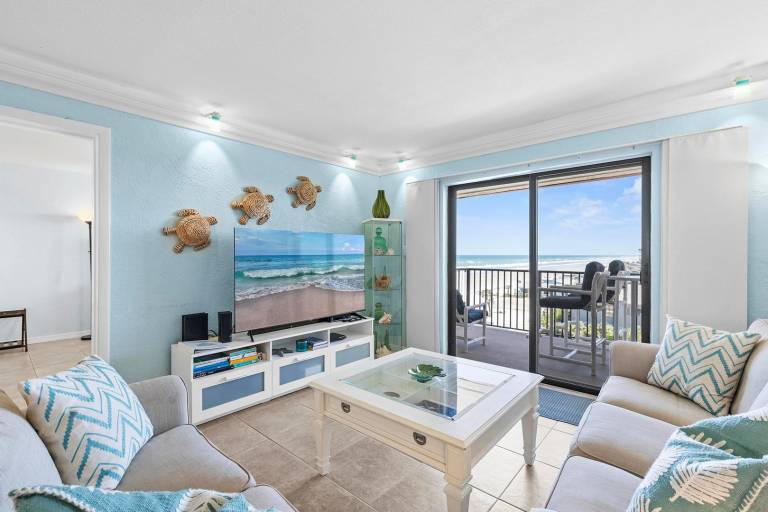 507 Ocean View 2 bedroom top floor