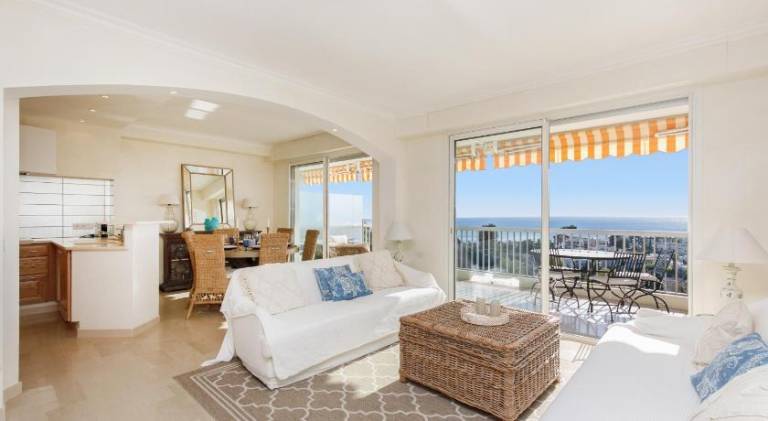 Upstays Sea View Terrace 83m Apartment in Cannes