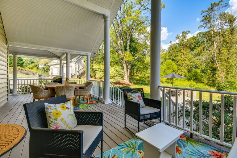 Mtn Views, Deck, Porches & Patio: Asheville Escape — photo 4